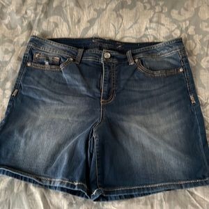 Seven denim shorts size 16